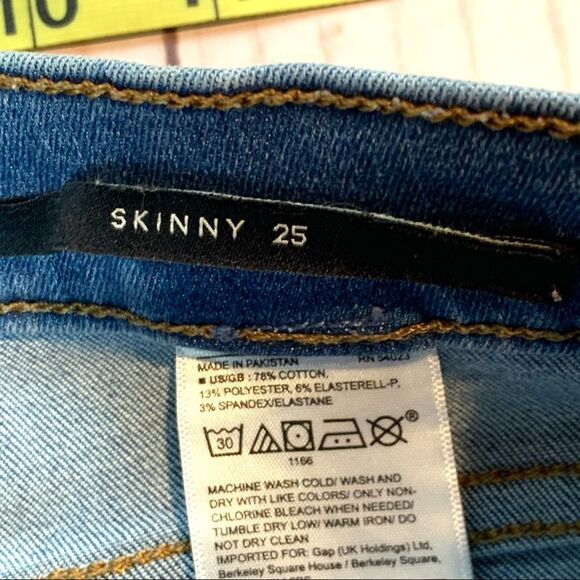 Banana Republic Oleande Frayed Hem Skinny Jeans Size 25 - Picture 6 of 13